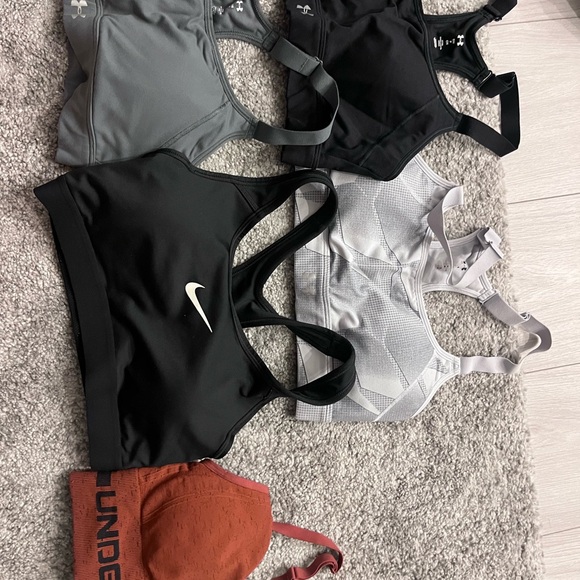 Black Nike Sports Bra - Picture 1 of 4